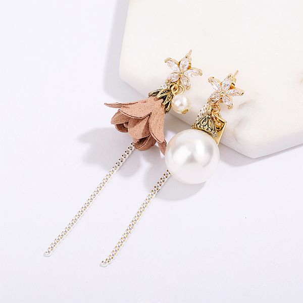 new fashion creative tassel earrings popular pearl asymmetrical earrings pendant summer fresh temperament for women, Golden;silver
new fashion creative tassel earrings popular pearl asymmetrical earrings pendant summer fresh temperament for women, Golden;silver