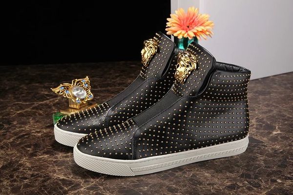 New arrival famou de igner men hoe black white genuine leather high medu a fa hion men ca ual hoe hipping
New arrival famou de igner men hoe black white genuine leather high medu a fa hion men ca ual hoe hipping