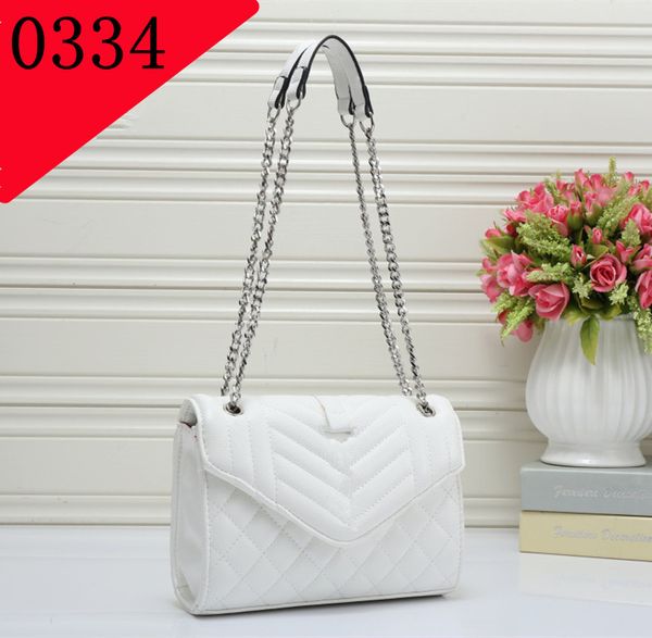 Single houlder bag de igner me enger bag fa hion of brand chain buckle packet european and american popular carry on incl
Single houlder bag de igner me enger bag fa hion of brand chain buckle packet european and american popular carry on incl