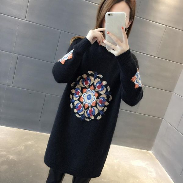 2020 women spring autumn casual long sleeve sweater embroidery floral knitted pullovers female o-neck wool top, White;black
2020 women spring autumn casual long sleeve sweater embroidery floral knitted pullovers female o-neck wool top, White;black