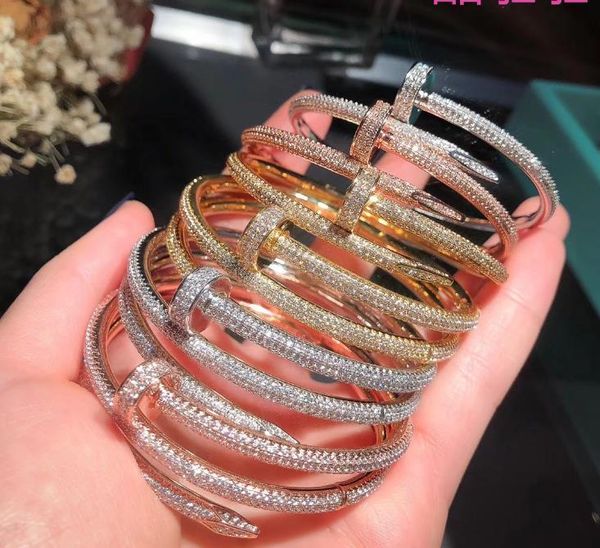 jewelry plated with 18k gold new caravan nail bracelet women's full diamond bracelet, Golden;silver
jewelry plated with 18k gold new caravan nail bracelet women's full diamond bracelet, Golden;silver