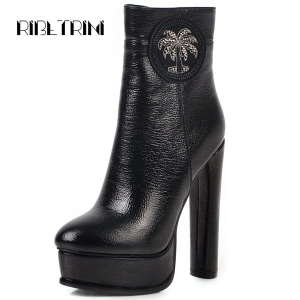 ribetrini fashion rhinestone flower chunky high heels round toe platform high ankle boots for women autumn winter shoes, Black
ribetrini fashion rhinestone flower chunky high heels round toe platform high ankle boots for women autumn winter shoes, Black