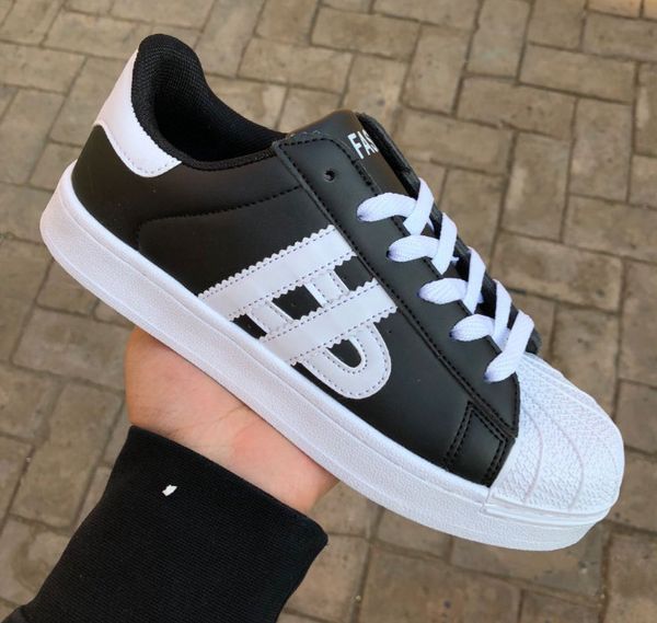 fashion superstars skateboarding shoes plate-forme men women chaussures 80s pride super star flats designer sneakers white black pink blue
fashion superstars skateboarding shoes plate-forme men women chaussures 80s pride super star flats designer sneakers white black pink blue