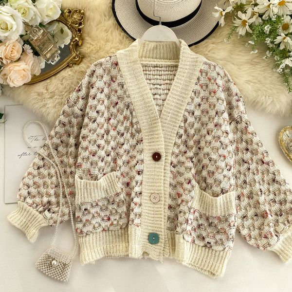 foamlina sweater loose coat woman 2019 new fashion autumn v neck long sleeve single breated short knitting cardigan sweater, White
foamlina sweater loose coat woman 2019 new fashion autumn v neck long sleeve single breated short knitting cardigan sweater, White