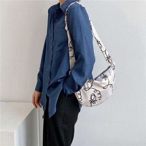 casual women shoulder bags korean printing hobos bag female travel messenger bag fashion ladies handbag sac a main femme white
casual women shoulder bags korean printing hobos bag female travel messenger bag fashion ladies handbag sac a main femme white