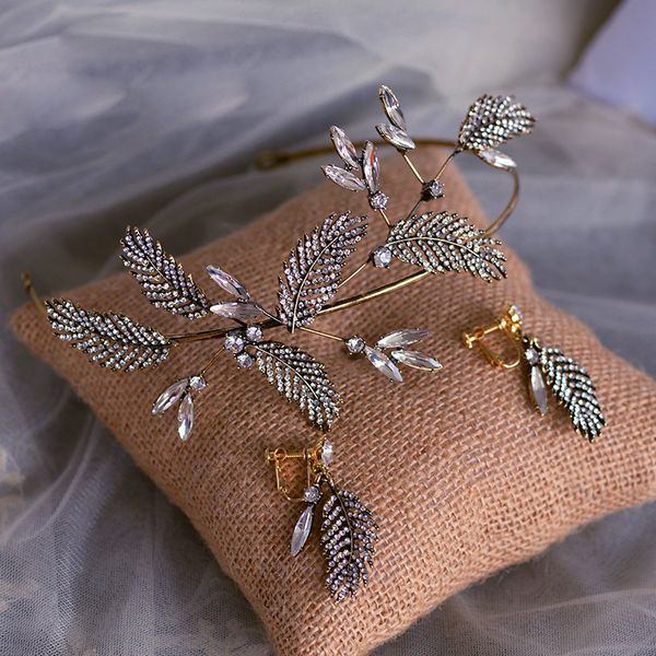 baroque leaves crystal brides headbands with earring bridal tiara headpieces evening headdress, White;golden
baroque leaves crystal brides headbands with earring bridal tiara headpieces evening headdress, White;golden