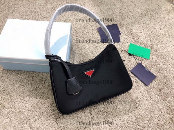designer nylon hobo bag 2005 new color black with red classic accessories fabric pr mini tote shoulder bag highest quality tote
designer nylon hobo bag 2005 new color black with red classic accessories fabric pr mini tote shoulder bag highest quality tote