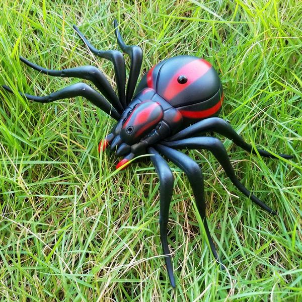 rc animals toys kit for adults smart cockroach 2.4g remote control spider ant prank jokes radio control insect toys for children y200317
rc animals toys kit for adults smart cockroach 2.4g remote control spider ant prank jokes radio control insect toys for children y200317