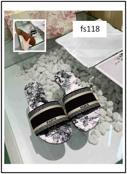 wholesale new women slippers brand sandals flat designer shoes slide dazzle flowers embroidery sandal floral striped beach flip flops 3 3, Black
wholesale new women slippers brand sandals flat designer shoes slide dazzle flowers embroidery sandal floral striped beach flip flops 3 3, Black