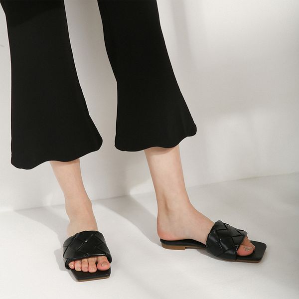 square toe shoes woman 2020 woman's slippers luxury slides new soft flat designer rome fabric pu rubber fashion basic slippers, Black
square toe shoes woman 2020 woman's slippers luxury slides new soft flat designer rome fabric pu rubber fashion basic slippers, Black
