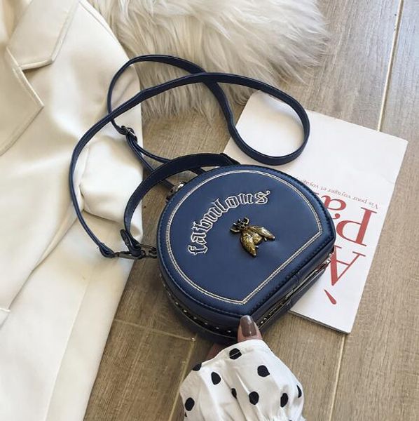 new style women bag fashion embroidery bee shoulder bags small handbag with letter round crossbody
new style women bag fashion embroidery bee shoulder bags small handbag with letter round crossbody