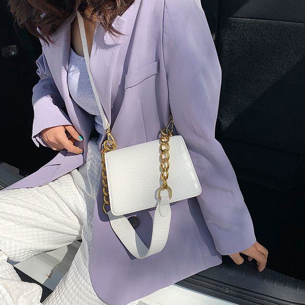 2020 new shoulder bag women's casual korean version of the cross-body texture fashion retro ladies small square bag
2020 new shoulder bag women's casual korean version of the cross-body texture fashion retro ladies small square bag