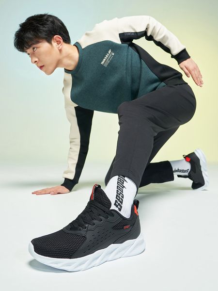 2020 summer new breathable mesh running shoes casual shoes lightweight cushioning running shoes men
2020 summer new breathable mesh running shoes casual shoes lightweight cushioning running shoes men