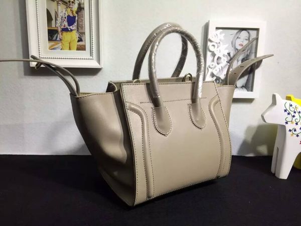 Totes brandbags1992
Totes brandbags1992