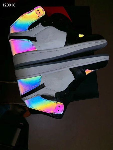 2020 новый jumpman 1 1s mid хамелеон баскетбольные кроссовки для mens женщин черный бирюзовый кроссовки спорт дизайнер zapatillas тренеров р
2020 новый jumpman 1 1s mid хамелеон баскетбольные кроссовки для mens женщин черный бирюзовый кроссовки спорт дизайнер zapatillas тренеров р