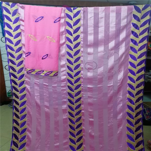 selling satin silk fabric 7 yards/lot colorfast nigrian design african wax pattern satin silk fabric for clothing lu050806, Black;white 
selling satin silk fabric 7 yards/lot colorfast nigrian design african wax pattern satin silk fabric for clothing lu050806, Black;white