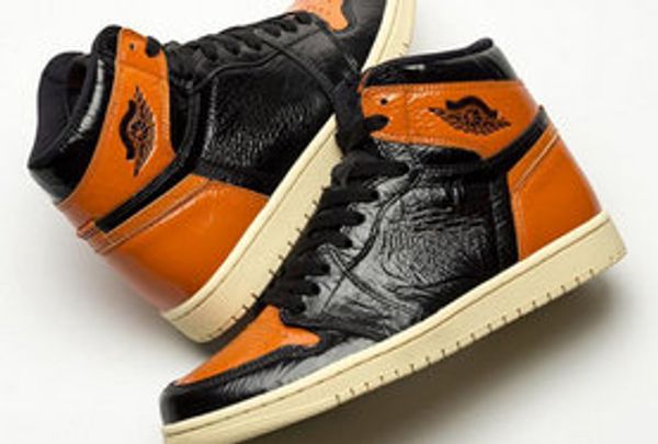 2019 1 high dynamic yellow shattered backboard 3.0 1s men basketball shoes sports sneakers high version (without box
2019 1 high dynamic yellow shattered backboard 3.0 1s men basketball shoes sports sneakers high version (without box