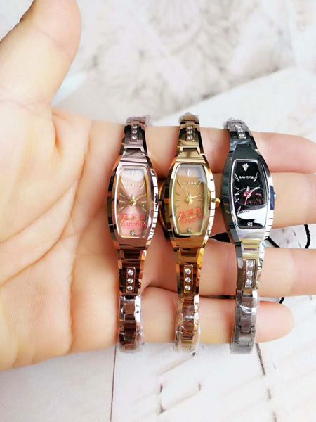 fashion women watch luxury dress watch 15mm tonneau silver rose gold bracelet tunqsten steel women's small watches relogio feminino, Slivery;brown 
fashion women watch luxury dress watch 15mm tonneau silver rose gold bracelet tunqsten steel women's small watches relogio feminino, Slivery;brown