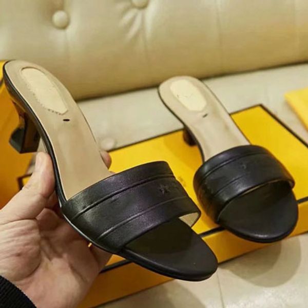 with box slippers sandals slides slippers sandals designer shoes huaraches flip flops loafers scuffs for woman by shoe06 fd1502, Black
with box slippers sandals slides slippers sandals designer shoes huaraches flip flops loafers scuffs for woman by shoe06 fd1502, Black