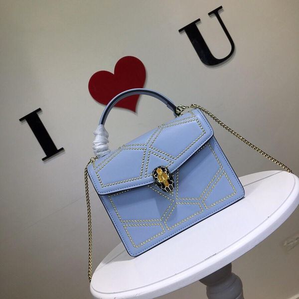 summer 2019 new leather lady's portable rivet bag classic fashion design large capacity factory direct sales
summer 2019 new leather lady's portable rivet bag classic fashion design large capacity factory direct sales