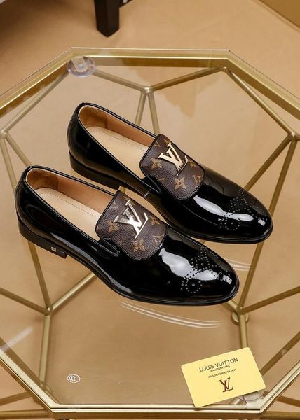 luxury design lbrand men's casual business dress brogue shoes for wedding party retro leather black brown pointed toe oxford shoes
luxury design lbrand men's casual business dress brogue shoes for wedding party retro leather black brown pointed toe oxford shoes