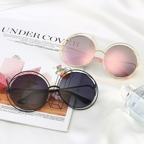 2020 walk at the of the fashion trend front fashion brand designer sunglasses for men and women, Black
2020 walk at the of the fashion trend front fashion brand designer sunglasses for men and women, Black