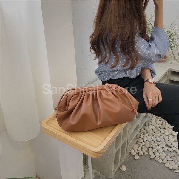 soft cloud pu leather women handbag 2020 new dumpling crossbody bag shell light weight shoulder messenger bag folds clutch
soft cloud pu leather women handbag 2020 new dumpling crossbody bag shell light weight shoulder messenger bag folds clutch