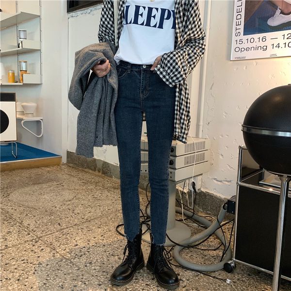 jeans women's slim slim leggings retro high waisted 9-point pants autumn raw edge tight elastic pencil pants, Blue
jeans women's slim slim leggings retro high waisted 9-point pants autumn raw edge tight elastic pencil pants, Blue