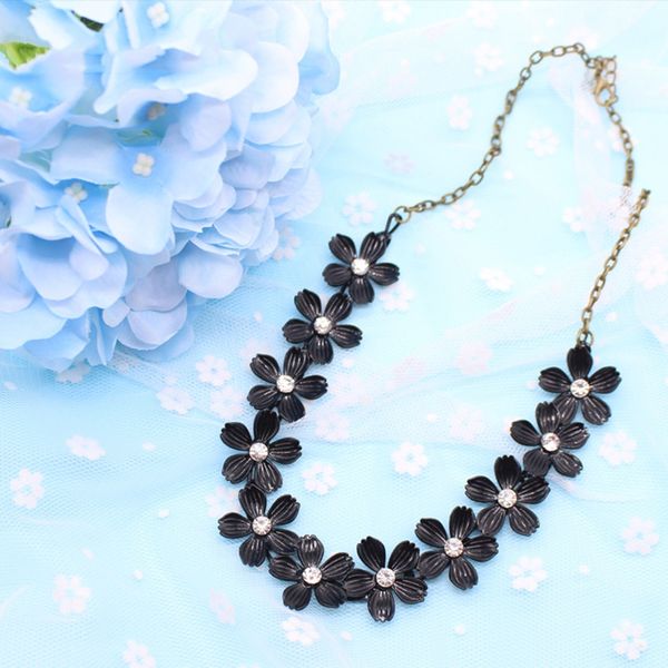 fashion sweet cute necklace camellia and crystal clavicle chain women charm gift necklace pendant necklace wholesale, Silver
fashion sweet cute necklace camellia and crystal clavicle chain women charm gift necklace pendant necklace wholesale, Silver