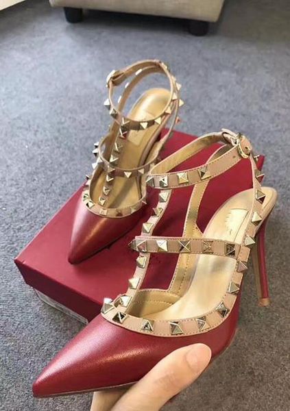 2019fashion luxury designer womens studded sandals lace up red bottom spike shoes flat sandals femmes for summer perfect quality ladies, Black
2019fashion luxury designer womens studded sandals lace up red bottom spike shoes flat sandals femmes for summer perfect quality ladies, Black