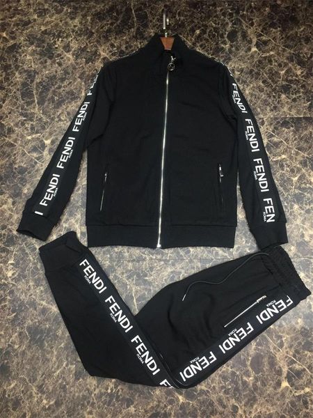 18 pring europe italy fa hion men luxury embroidery port weat hirt trou er ca ual men hoodie coat pant track uit 14987
18 pring europe italy fa hion men luxury embroidery port weat hirt trou er ca ual men hoodie coat pant track uit 14987
