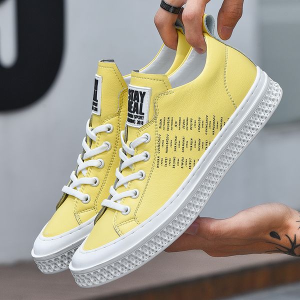 autumn and winter genuine leather high-shoes leather shoes korean version of the trend flat small white casual, Black 
autumn and winter genuine leather high-shoes leather shoes korean version of the trend flat small white casual, Black