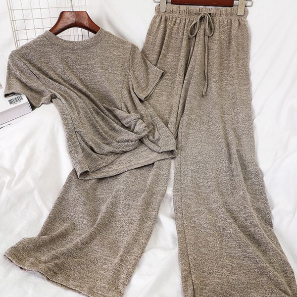 knitted 2 pants set short sleeve knit shirt and wide leg long pants with drawstring 2 piece set for summer autumn, White
knitted 2 pants set short sleeve knit shirt and wide leg long pants with drawstring 2 piece set for summer autumn, White
