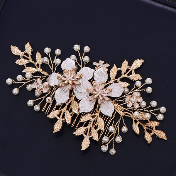 gold color leaf bride hair comb tiara wedding hair accessories handmade flower pearl comb wedding bridal headpiece, Golden;white
gold color leaf bride hair comb tiara wedding hair accessories handmade flower pearl comb wedding bridal headpiece, Golden;white