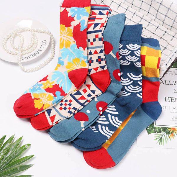 1 pair men socks combed geometric novelty funny new mens women square flower racket wave socks, Black
1 pair men socks combed geometric novelty funny new mens women square flower racket wave socks, Black