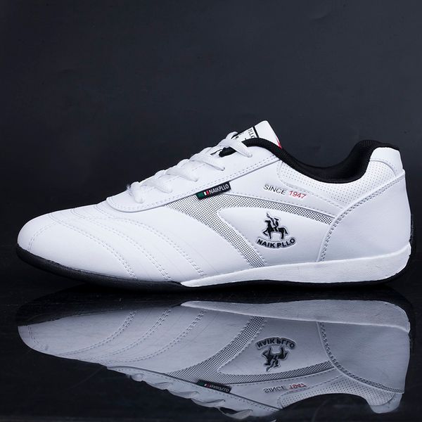 winter warm mens sport running shoes black gym sneakers for mens inside fur training shoes low athletic sneakers man
winter warm mens sport running shoes black gym sneakers for mens inside fur training shoes low athletic sneakers man