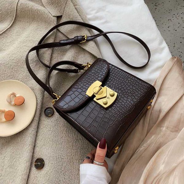 women's stone leather lock design shoulder crossbody bag multi style mini crossbody bag women travel leather tote
women's stone leather lock design shoulder crossbody bag multi style mini crossbody bag women travel leather tote