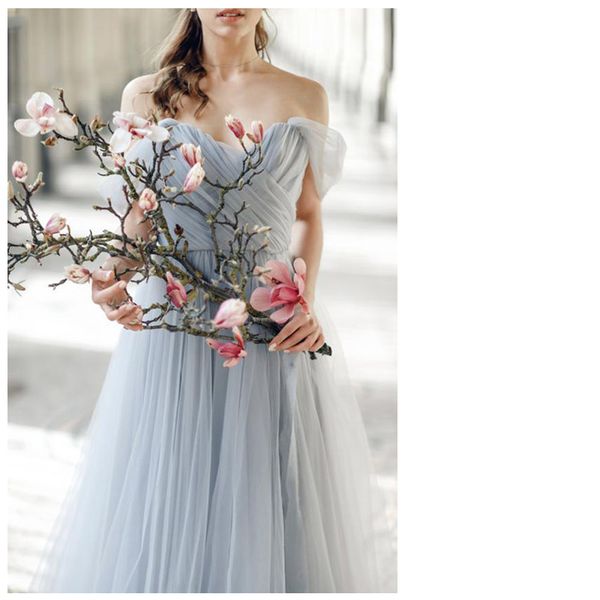 elegant gray off the shoulder wedding dress vintage tulle new backless bridal dress sweep train wedding dresses, White
elegant gray off the shoulder wedding dress vintage tulle new backless bridal dress sweep train wedding dresses, White