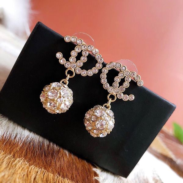 c1888 trend individual character ear stud dangle type metal bohemian fashionable woman big geometry earings jewelry, Golden;silver
c1888 trend individual character ear stud dangle type metal bohemian fashionable woman big geometry earings jewelry, Golden;silver
