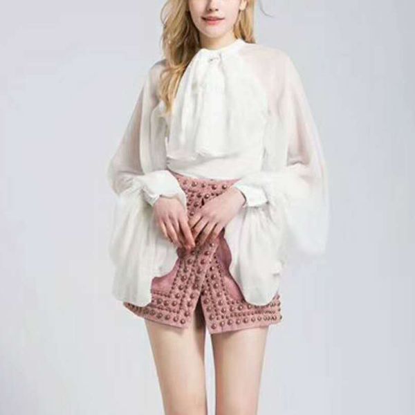 bow chiffon shirt female lantern sleeve tulle transparent large size 2020 spring and summer casual, White
bow chiffon shirt female lantern sleeve tulle transparent large size 2020 spring and summer casual, White