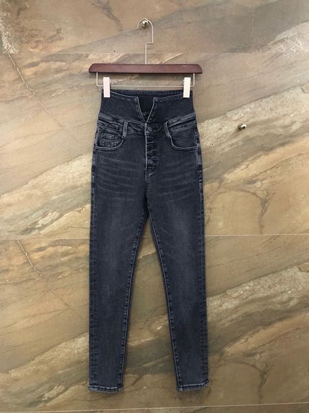 the new autumn and winter 2019 women's wild street breasted high waist jeans 1127, Blue
the new autumn and winter 2019 women's wild street breasted high waist jeans 1127, Blue