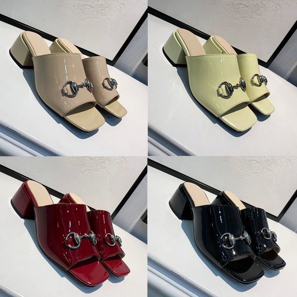2019 New summer Luxury women shoes Designer high heel sandals metal buckle patent leather fashion with women slippers size US5-US10
2019 New summer Luxury women shoes Designer high heel sandals metal buckle patent leather fashion with women slippers size US5-US10