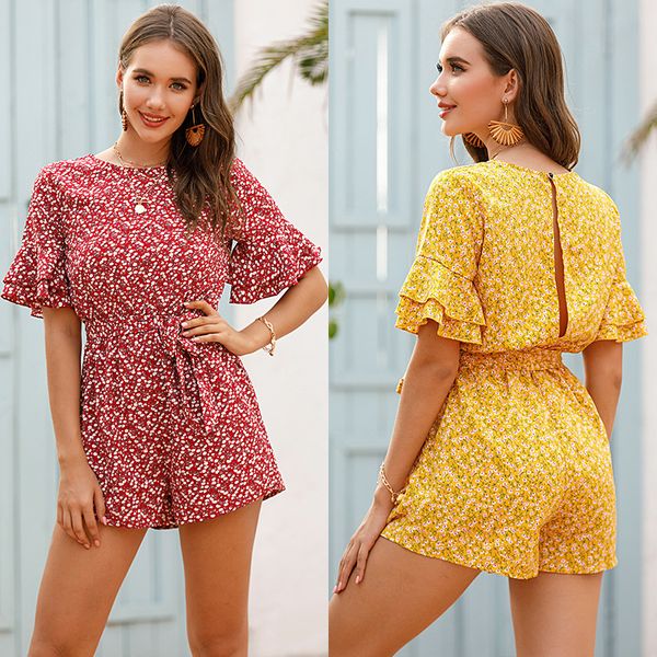 european and american printed lace-up button short-sleeved jumpsuit womens fashion casual 2020 summer new style, Black;white
european and american printed lace-up button short-sleeved jumpsuit womens fashion casual 2020 summer new style, Black;white