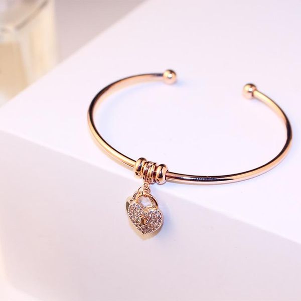 rose gold bracelet open bangle for women fashion jewelry wedding party accessories heart rhinestone, Black
rose gold bracelet open bangle for women fashion jewelry wedding party accessories heart rhinestone, Black