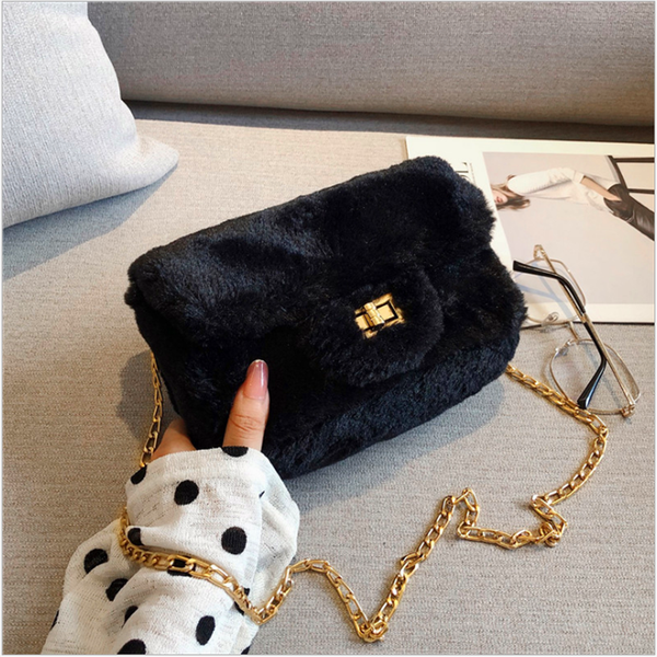 fashion plush small square bag 2019 new autumn and winter women's bag wild shoulder messenger chain
fashion plush small square bag 2019 new autumn and winter women's bag wild shoulder messenger chain