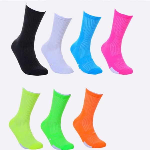 2019 professional brand sport socks breathable road bicycle socks outdoor sports racing cycling, Black
2019 professional brand sport socks breathable road bicycle socks outdoor sports racing cycling, Black