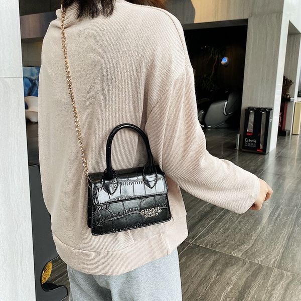 2020 fashion good quality saddle bags for artwork bags for women shoulder tote cross body messenger bags jingnan/03
2020 fashion good quality saddle bags for artwork bags for women shoulder tote cross body messenger bags jingnan/03