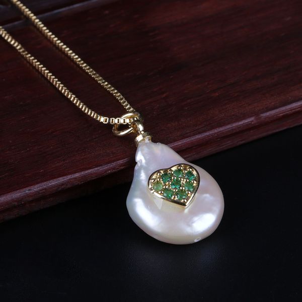 tiny vintage green cz micro paved heart charm natural coin freshwater pearl bead gold chain pendant choker necklace for women, Golden;silver
tiny vintage green cz micro paved heart charm natural coin freshwater pearl bead gold chain pendant choker necklace for women, Golden;silver