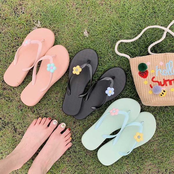 korean version of the small fresh jelly slippers ladies fashion transparent crystal flip flops beach sandals and slippers, Black
korean version of the small fresh jelly slippers ladies fashion transparent crystal flip flops beach sandals and slippers, Black