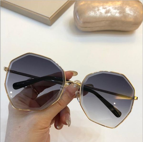 new ch4232 mens sunglasses men sun glasses women sunglasses fashion style protects eyes gafas de sol lunettes de soleil with box, White;black
new ch4232 mens sunglasses men sun glasses women sunglasses fashion style protects eyes gafas de sol lunettes de soleil with box, White;black